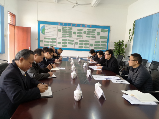 县委党校常务副校长高海锋汇报了党校干部队伍建设,新党校建设等工作.