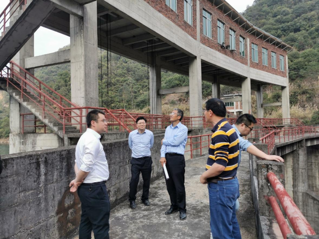 王飞博士调研指导官渡镇产业发展-翁源县人民政府