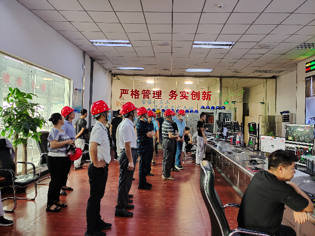 参观韶能.jpg