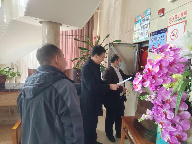 龙泰酒店.jpg