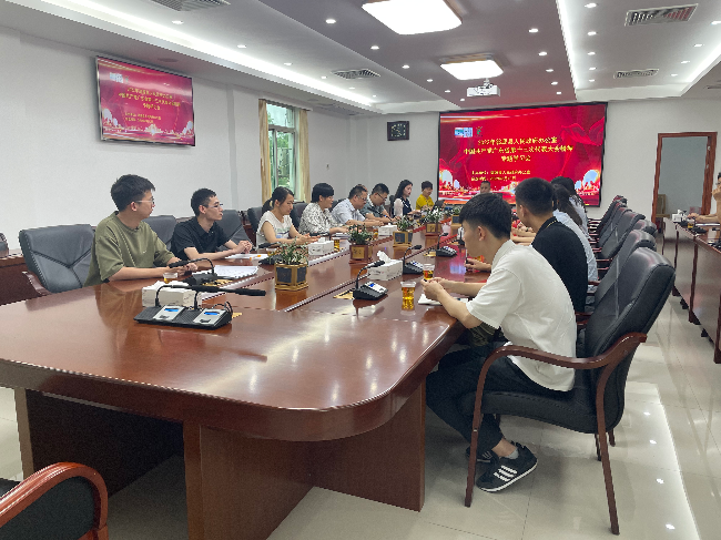 县政府办第十三次党代会.jpg