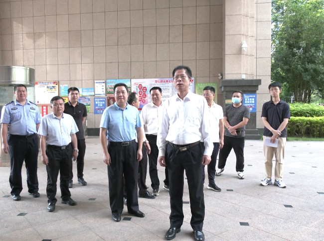 书记调研创文工作[00_03_06][20220715-191004].png