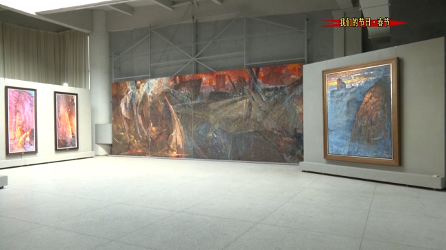 涂志伟美术馆吸引众多游客参观游览.mp4_20230123_145948.605.jpg
