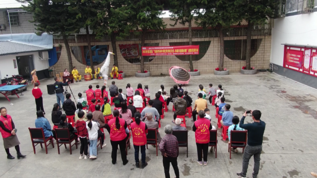 市级非遗项目鹤蚌舞道德实践活动在周陂镇开[00_00_44][20230320-172759].png