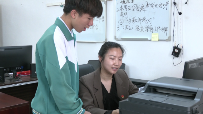 韶关市“活力好少年”万东政：勤奋学习全面[00_00_11][20230331-165233].png