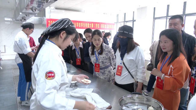 县政协教科卫体委员会委员到翁源县中等职业[00_01_31][20230412-181324].png
