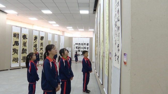 翁源县开展学习贯彻党的二十大精神书法作品[00_00_42][20230413-172209].png