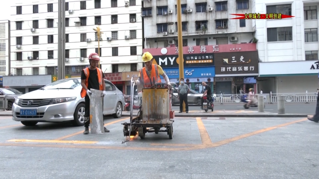 翁源：党建引领网格化管理 助力文明城市创建.mp4_20230420_174547.329.jpg