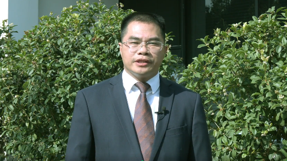 4周陂镇党委书记 龙晓华.jpg