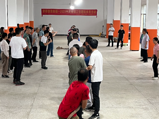 周陂镇政府机关工会体育活动趣味十足图片2.jpg