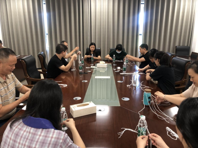 县政务服务数据管理局工会.png