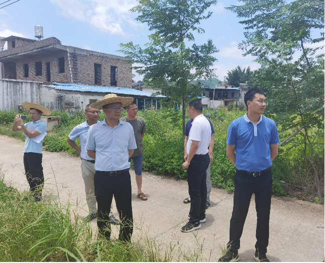 韶关市生态环境局副局长汪光一行到我县.png