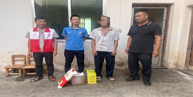 龙仙镇禁毒站开展关爱帮扶助力团圆中秋.jpg
