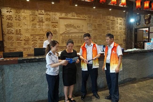 【诚信建设万里行】翁源税务：纳税信用入人心，“诚”风破浪助发展.jpg