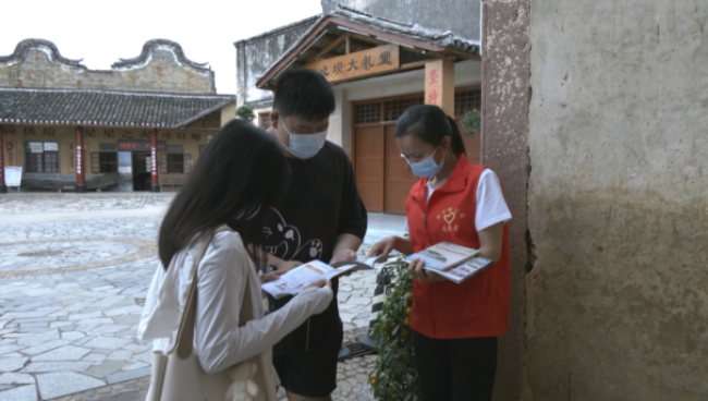 文明城市丨文明旅游 中秋国庆假期文明旅游正面引导与反面曝光.png