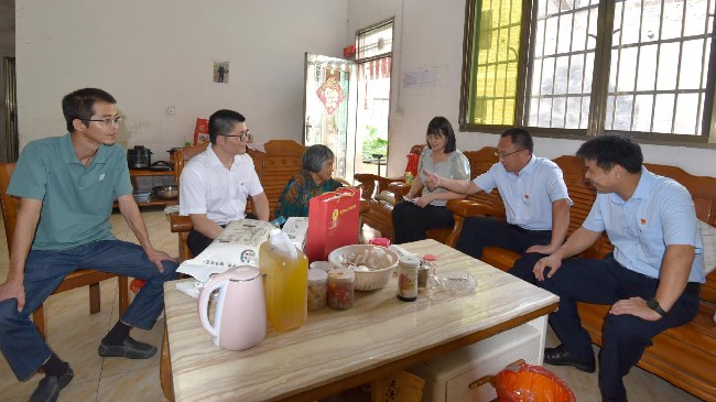 广晟有色党委副书记、董事、总裁李保云.jpg