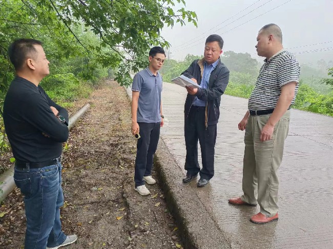 【招商引资】铁龙镇项目专班助推项目落地.jpg