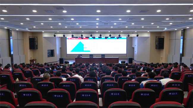 2023年翁源县“就业援助”暨中职实习生专场招聘会.mp4_20231202_154812.864.jpg