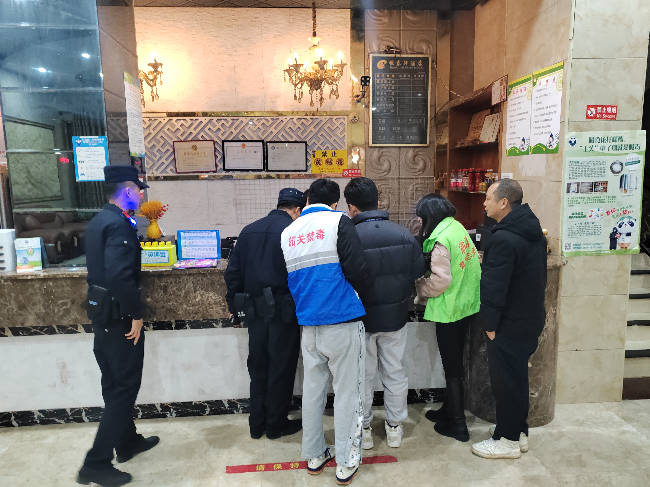 新江镇：开展娱乐场所禁毒宣传活动.png