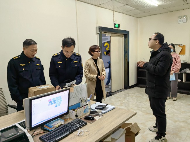 翁源县开展元旦节前公共文化场所安全生产检查1.jpg