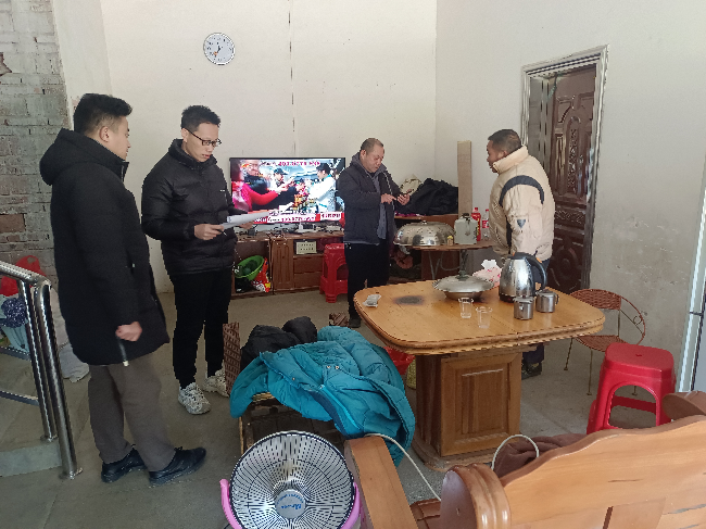 县应急管理局开展冬春生活救助入户核查工作.png