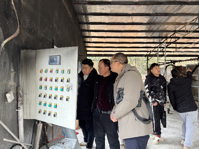 县农业农村局联合江尾镇开展养殖场安全排查行动.png