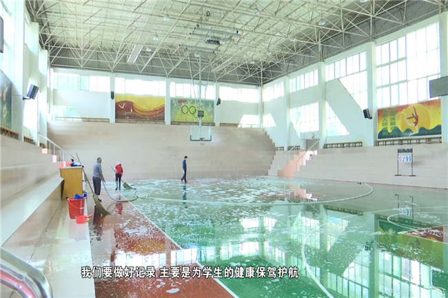 我县首批18名卫生健康副校长上岗为学校疫情防控护航（编好）.mp4_20200502_121747.330.jpg