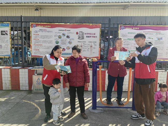 【扫黄打非】龙仙镇开展“扫黄打非”专项.png