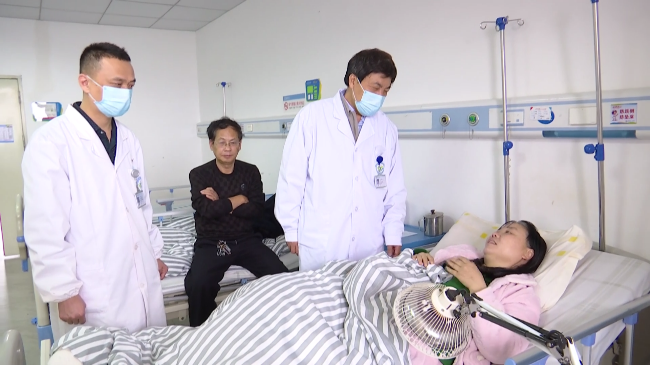 翁源县第二人民医院成功开展全髋关节置换术.png