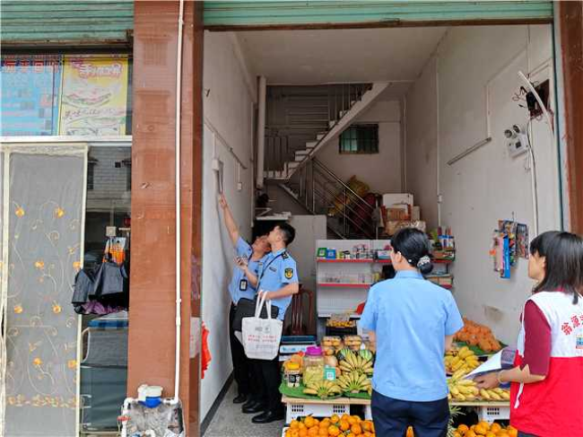 龙仙镇：以三个抓手护航校园食品安全，守护师生好“食”光1.png