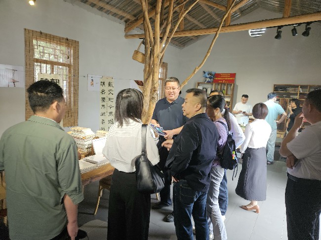 省文旅厅到翁城镇文化站开展实地评估工作.jpg