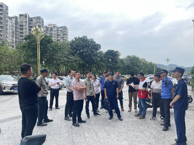 龙仙镇八泉社区开展人员密集场所消防安全大检查.jpg