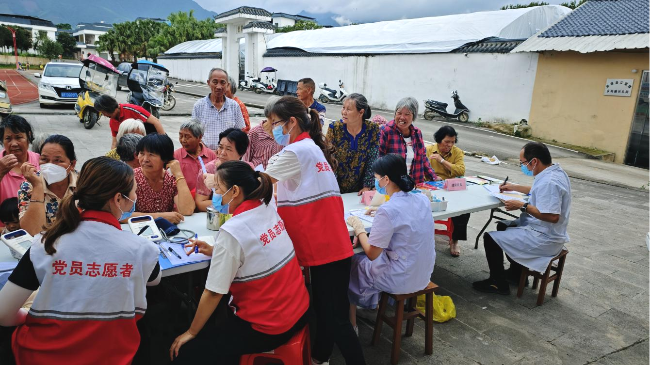 “送义诊 促健康1.png