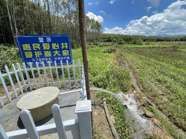 打水井办实事，助力乡村振兴.jpg