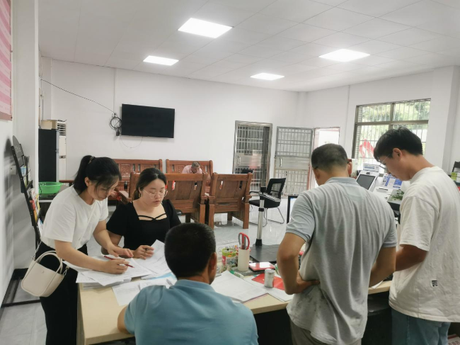 县统计局、县畜牧局到江尾镇开展主要畜禽监测调研.png