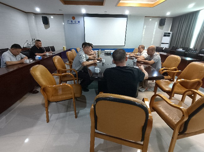 韶关市公路事务中心蔡华副主任一行到翁源公路事务中心开展中秋、国庆节前安全生产综合检查.jpg