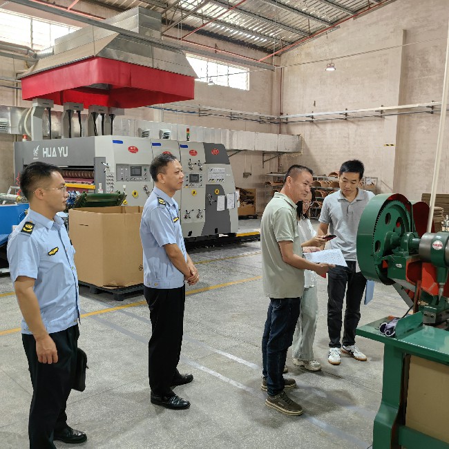 翁源县开展印刷企业中秋节前安全生产和“扫黄打非”工作检查.jpg