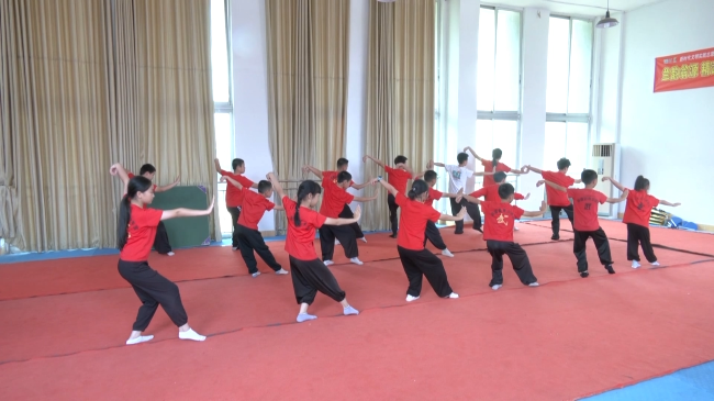 翁源县文广旅体局着力打造“兰韵翁源 精武少年”工作品牌.mp4_20241021_173311.633.jpg