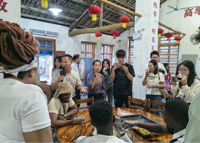 江尾镇南塘村：执“农文旅融合”画笔 绘“百千万工程”绮丽画卷.png