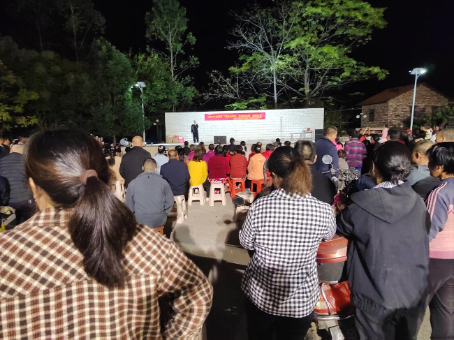 坝仔镇开展“唱响中国梦，弘扬民族情”歌咏比赛1.jpg