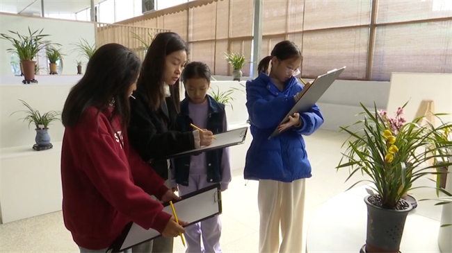 兰韵丹青——墨香风雅颂活动成功举办.mp4_20241202_181952.205.jpg