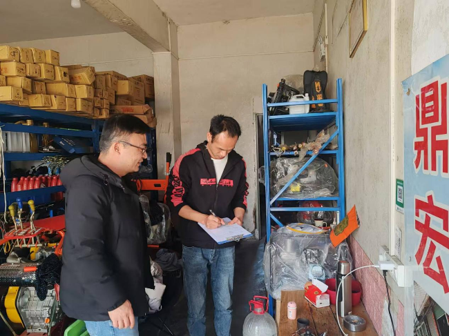 江尾镇开展岁末年初农机领域安全隐患排查行动.png