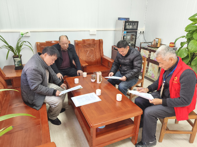 周陂镇关工委开展学校关工工作检查.png