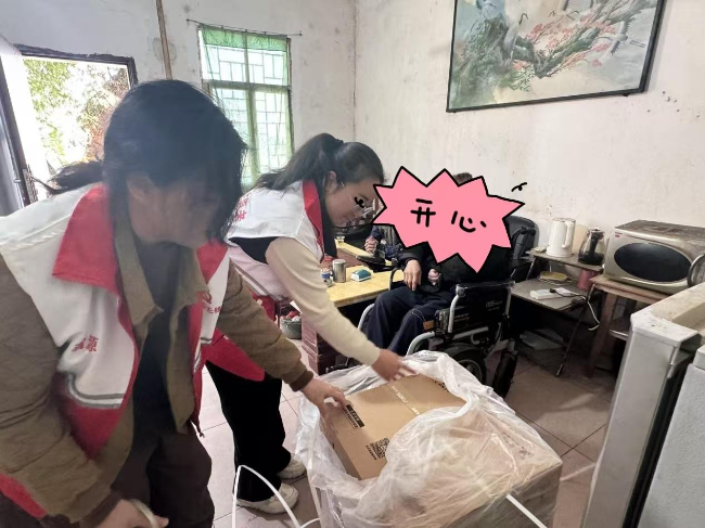 龙仙镇朝阳社区：点亮“微心愿”，传递“心”温暖1.jpg