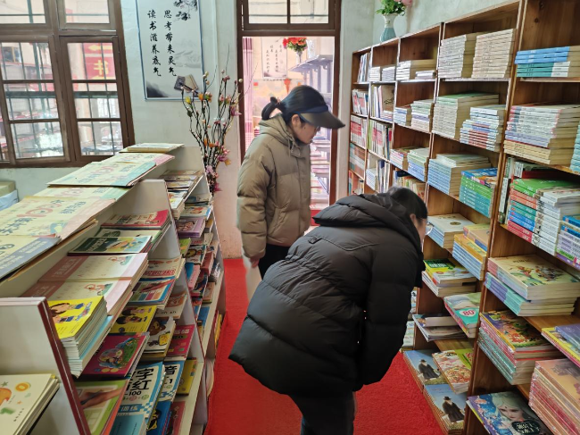 周陂镇开展印刷、出版物发行行业安全生产检查.jpg