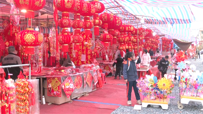 2025年翁源迎春花市：年宵花、年货、美食一站式体验.mp4_20250127_170304.315.jpg