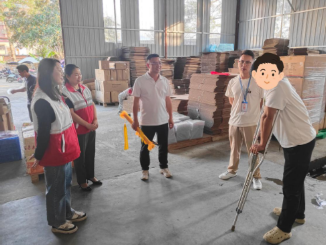 情暖五一，关怀同行——龙仙镇城南社区开展残疾人就业回访活动2.png