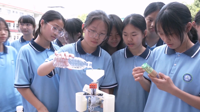 防灾避险进校园 安全护航助发展.mp4_20250516_181703.154.jpg
