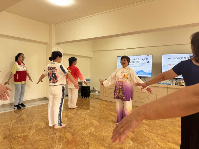 龙仙镇城西社区开展太极拳公益课活动2.png