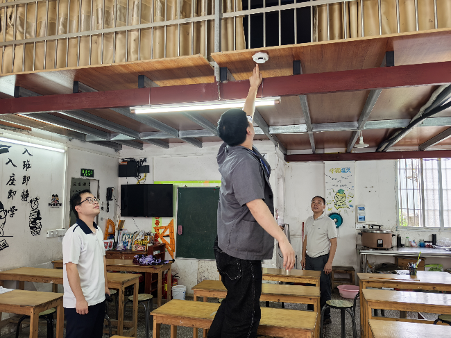 坝仔镇开展校外托管机构检查行动2.png
